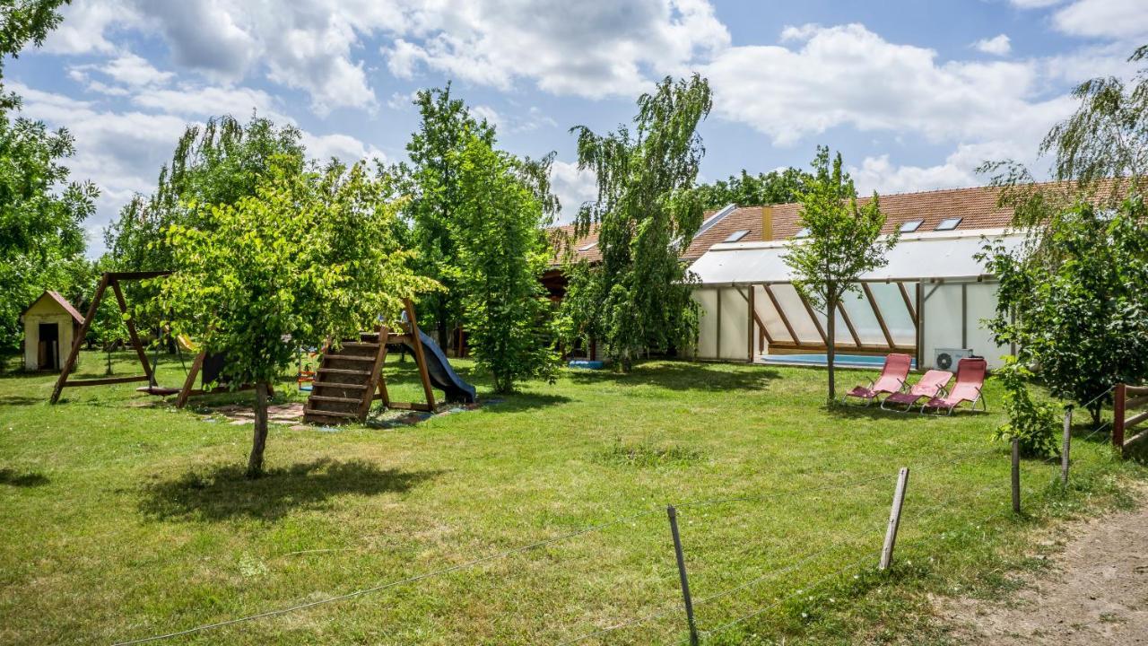 Penzion U Dablova Kopyta Rakvice Exterior photo
